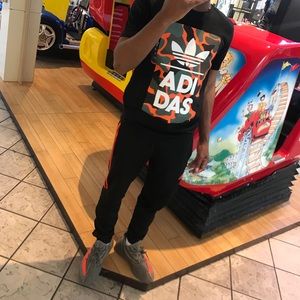 Meet your Posher, Derek